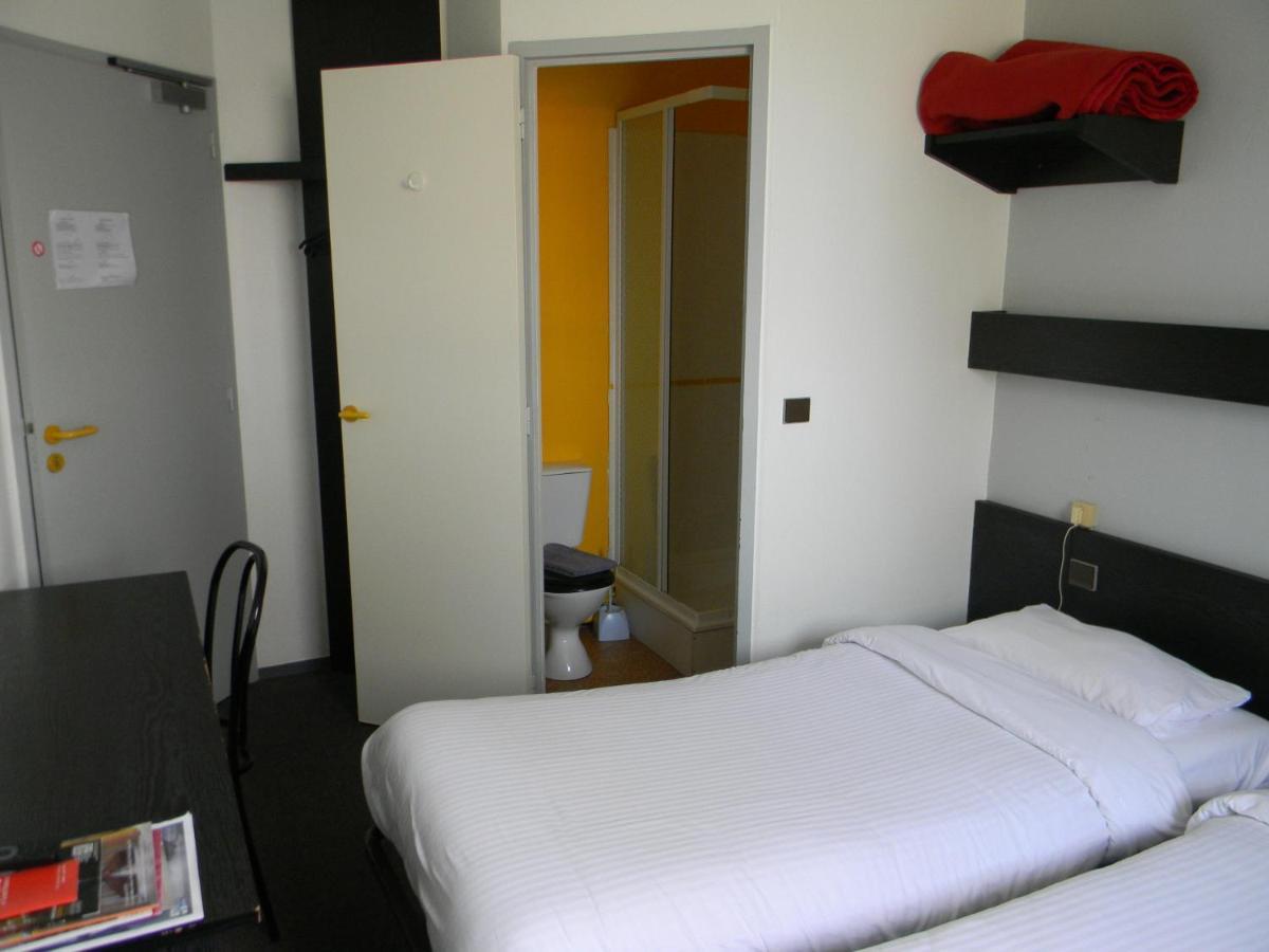 Class-Hotel Poitiers Rom bilde
