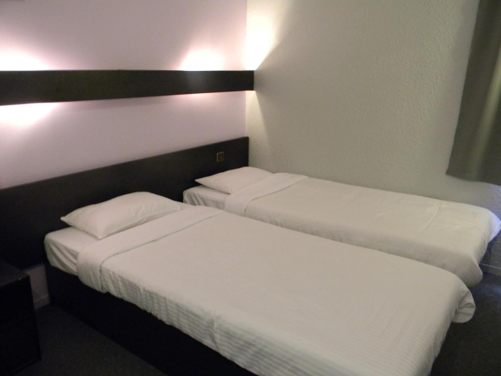 Class-Hotel Poitiers Eksteriør bilde